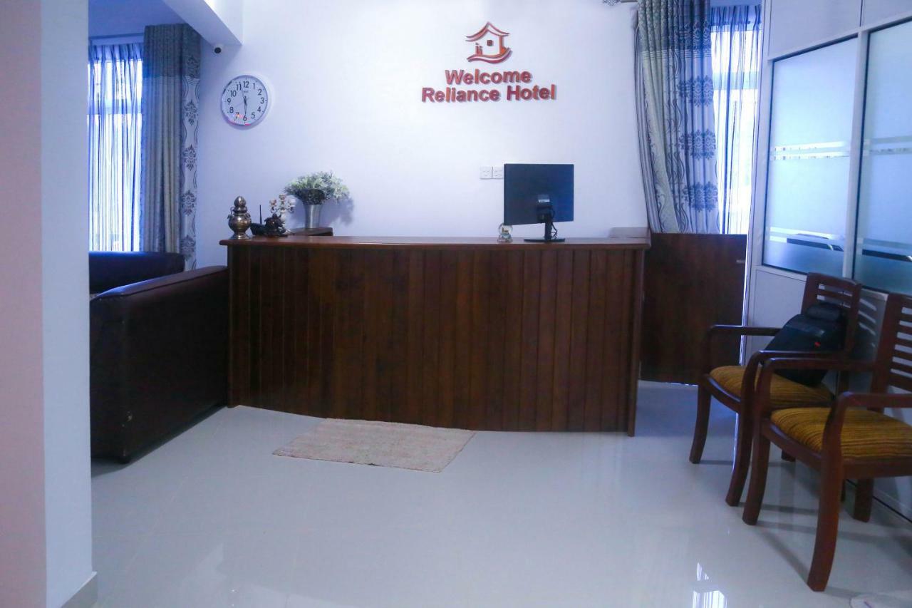Reliance Hotel Boralesgamuwa Экстерьер фото