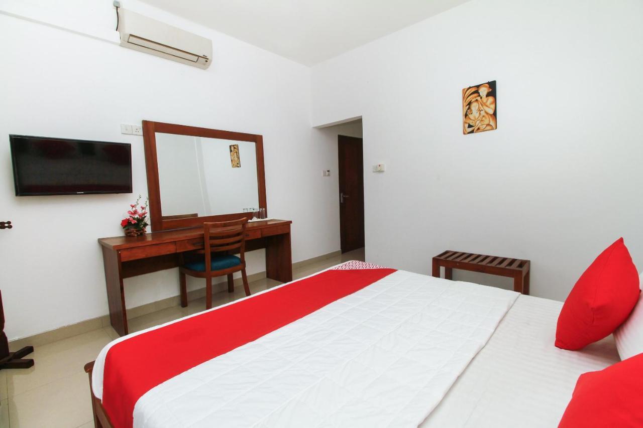 Reliance Hotel Boralesgamuwa Экстерьер фото