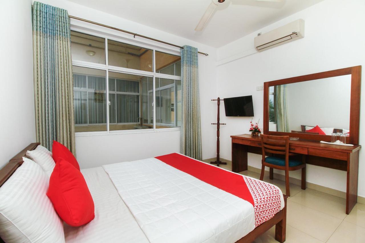 Reliance Hotel Boralesgamuwa Экстерьер фото