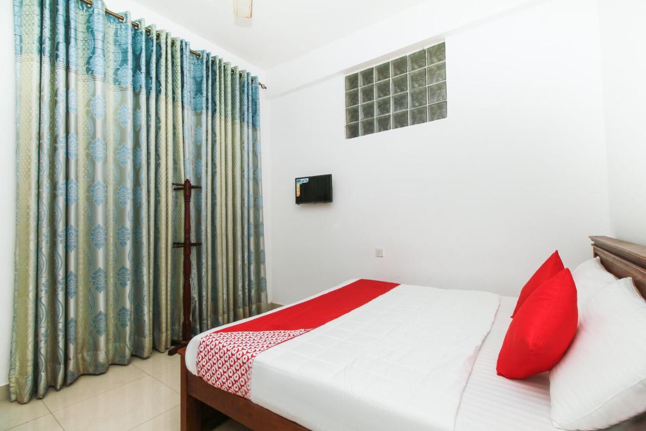Reliance Hotel Boralesgamuwa Экстерьер фото