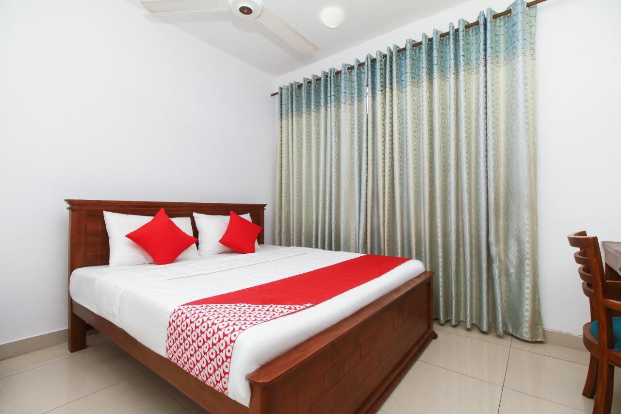 Reliance Hotel Boralesgamuwa Экстерьер фото