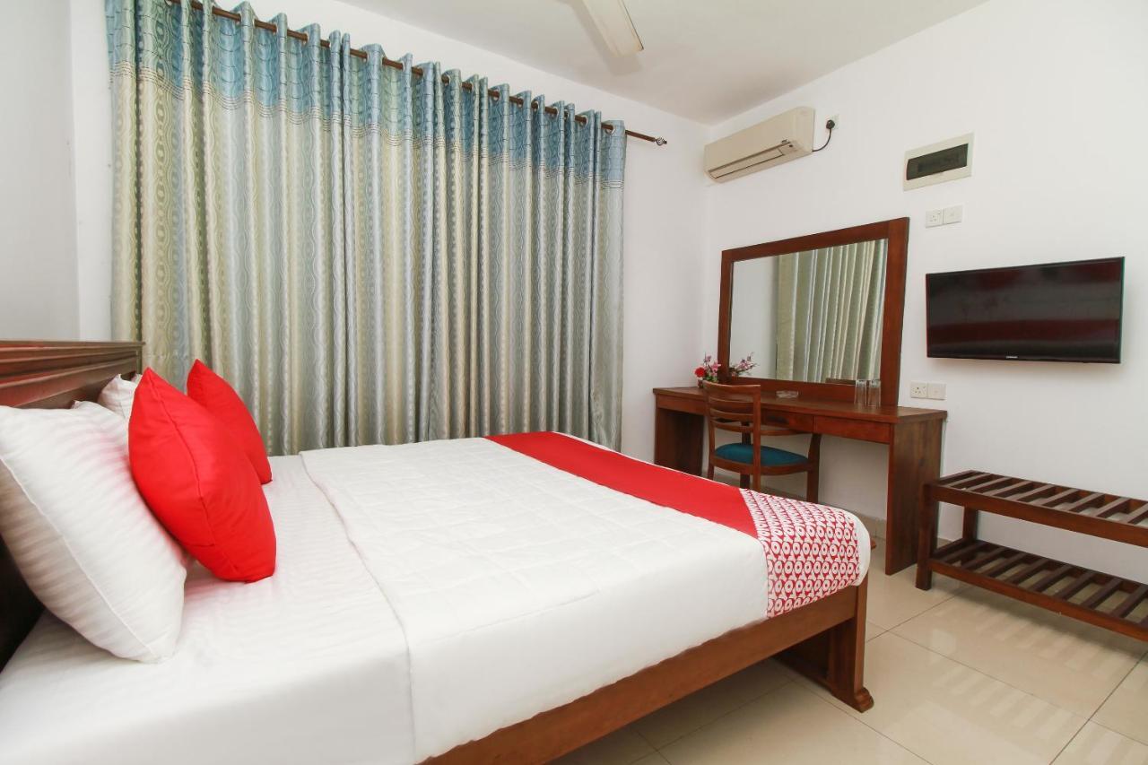 Reliance Hotel Boralesgamuwa Экстерьер фото