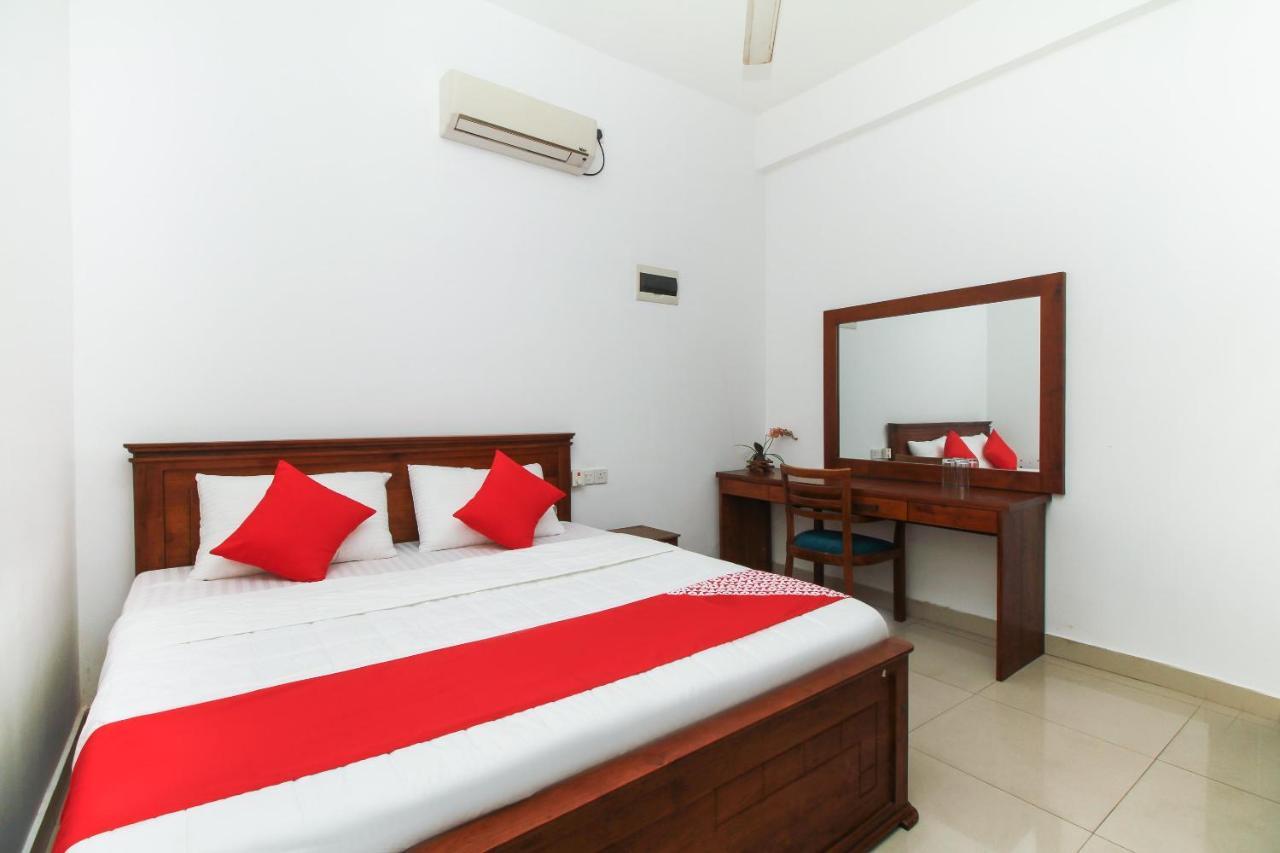Reliance Hotel Boralesgamuwa Экстерьер фото